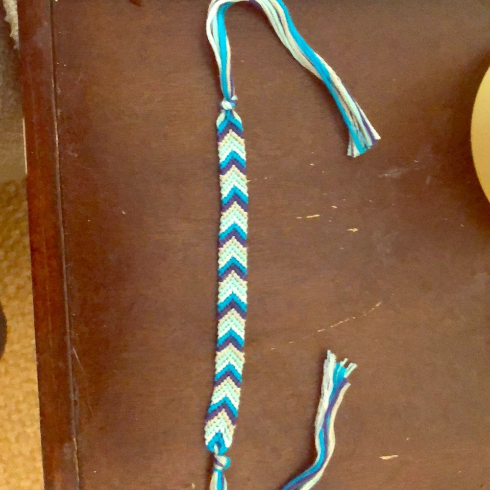 blue toned chevron bracelet
